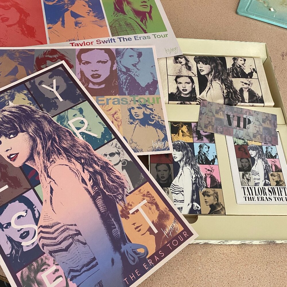 Taylor Swift full VIP box